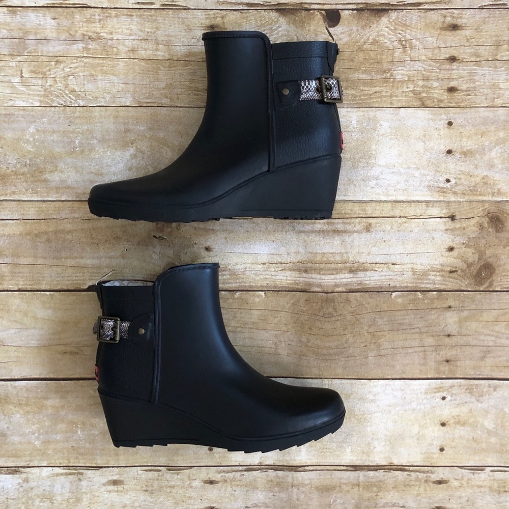 Chooka Black Wedge Winter Boots